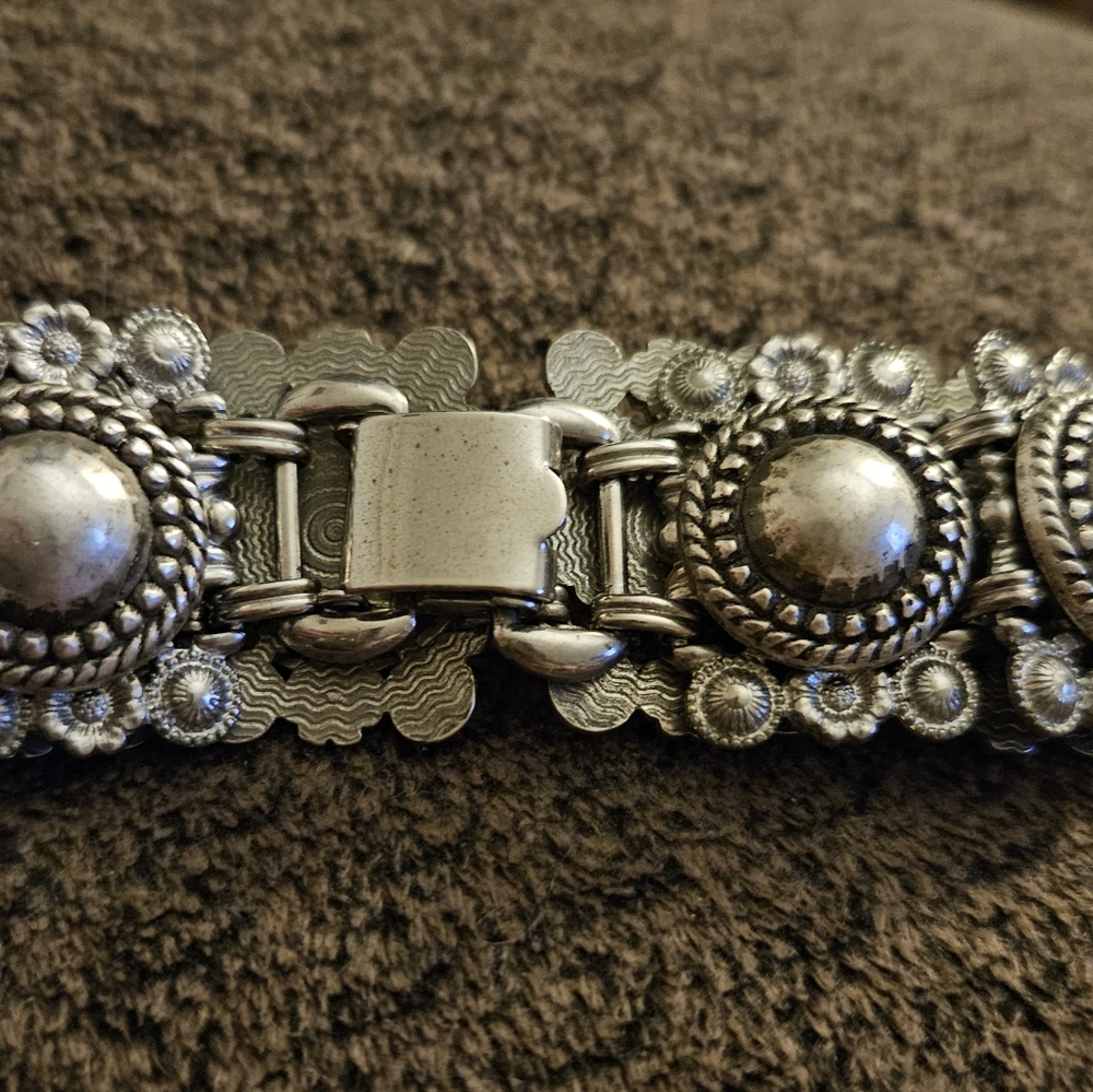 Handmade bracelet - Picture 6 of 6